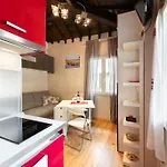 Keys Of Italy - Guantomono 15 - Monolocale Conveniente E Centralissimo Florens