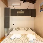 Keys Of Italy - Guantomono 15 - Monolocale Conveniente E Centralissimo דירה *